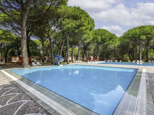 Cosy apartment in villa for 6 people with pool, A/C, WIFI, terrace and pets allowed