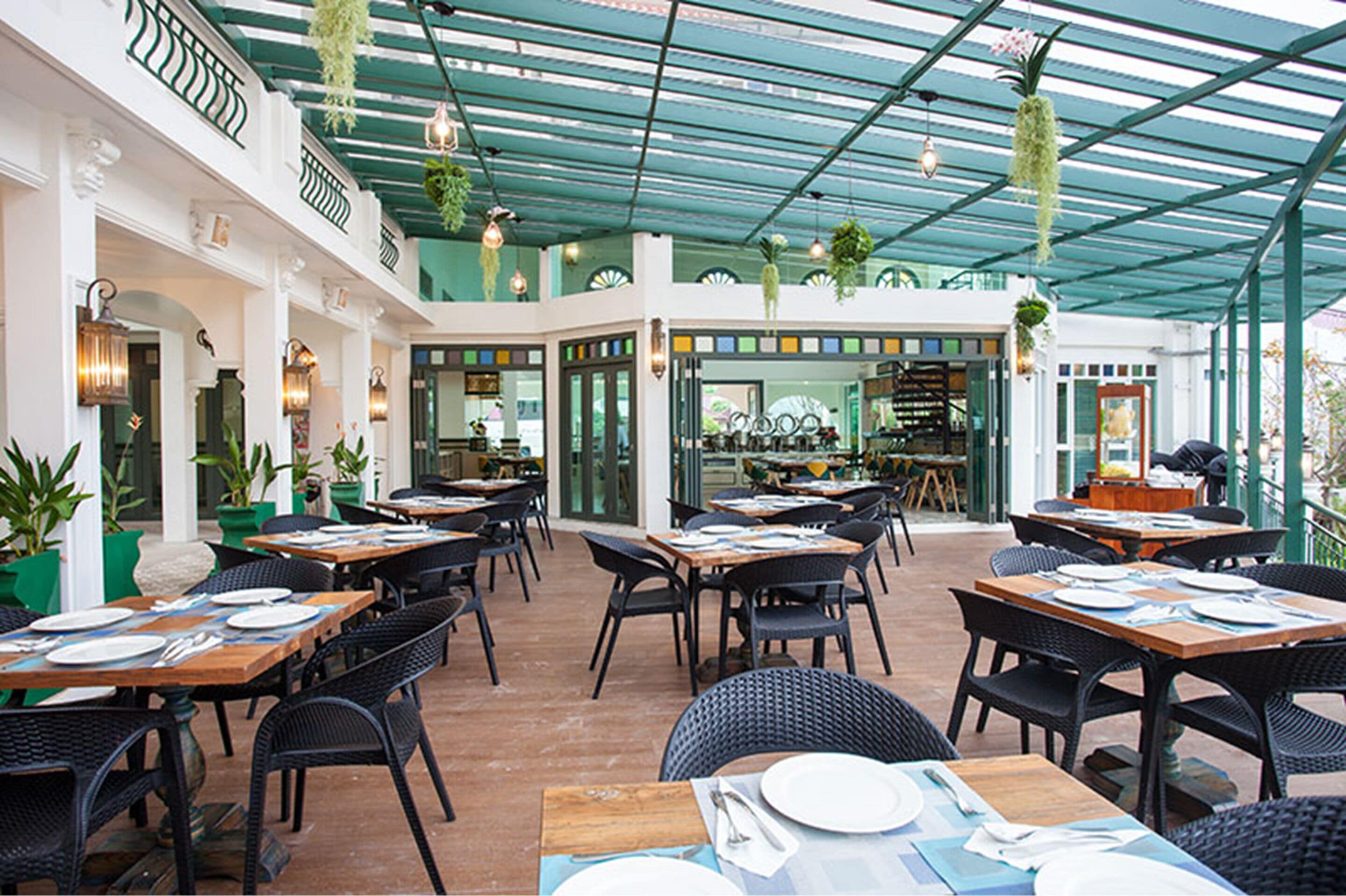 Dagelijks ontbijtbuffet (THB 200 per persoon)