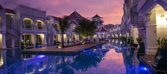 Supicha pool access hotel