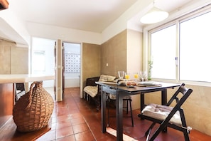 Apartment, 3 Bedrooms, Non Smoking | Dining - Downtown Experience By Homing (Lisbon)