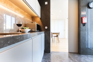 Apartment, 2 Bedrooms, Non Smoking | Private kitchen | Full-sized fridge, microwave, oven, stovetop