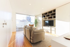 Apartment, 2 Schlafzimmer, Nichtraucher | Wohnzimmer | Flachbildfernseher