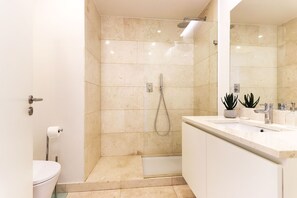 Bathroom - Sao Bento Harmony By Homing (Lisbon)