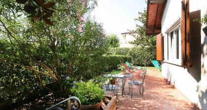 Wonderful private villa for 8 people with WIFI, TV and terrace