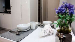 Room (Perfect) | Living area | 50-inch flat-screen TV with cable channels, TV - Novel (Warsaw)