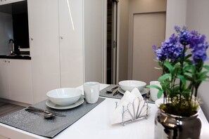 Room (Perfect) | Living area | 50-inch flat-screen TV with cable channels, TV - Novel (Warsaw)