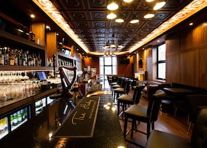 Bar (in der Unterkunft)