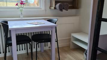 Quadruple Room, Shared Bathroom, Garden View