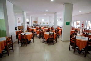 Restaurant - Hotel Areia Branca (Caraguatatuba)