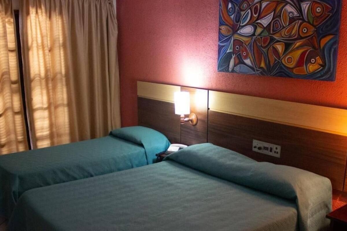 minibar, desk, laptop workspace, free wifi