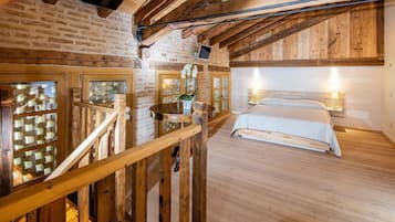Apartment, 1 Bedroom (GIOIA06) | 1 bedroom, individually decorated, individually furnished