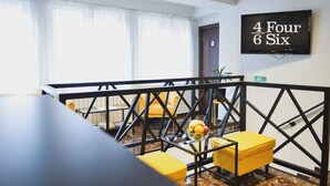 Interior entrance - Garni House 46 Plus (Belgrade)