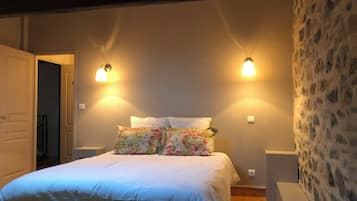 Chambre Deluxe | Draps en coton égyptien, literie de qualité supérieure