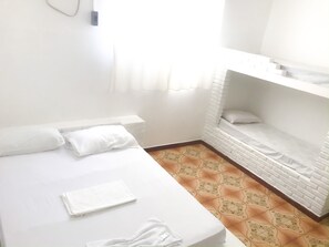 Wifi gratis y ropa de cama