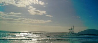 Suítes Completas a 90m da Praia