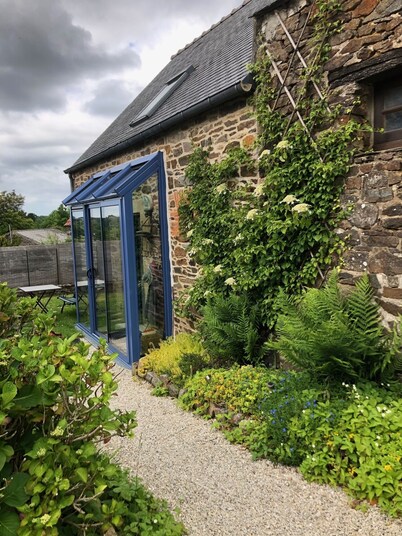 Morlaix Gite In Framework Based Rural and 8 km from the Sea