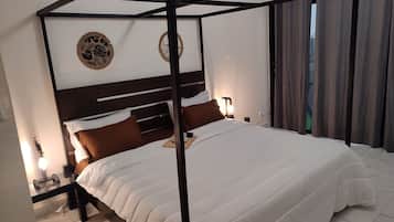 5 bedrooms, iron/ironing board, free WiFi, bed sheets