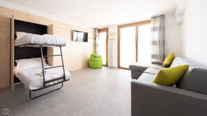 2 chambres, fer et planche Ă repasser, Wi-Fi gratuit, draps fournis