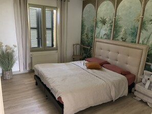 3 chambres, fer et planche à repasser, accès au Wi-Fi (inclus)