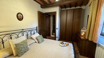 4 bedrooms, free WiFi