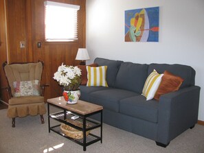 Una Smart TV, una chimenea