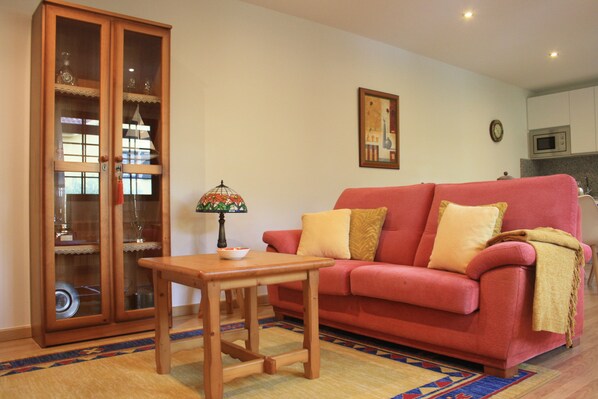 Télévision, chaîne hi-fi