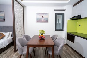 Private kitchen - SWEDEN Hotel and Apartment (Da Nang)