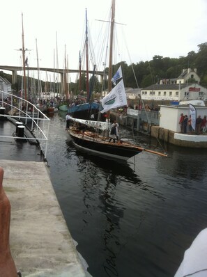 Marina - small stone house in a character site (Plourin-lès-Morlaix)