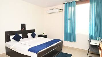 Quarto luxo, 1 cama Queen | Individualmente mobiliados, roupa de cama