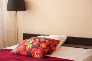 2 chambres, fer et planche à repasser, Wi-Fi gratuit, draps fournis