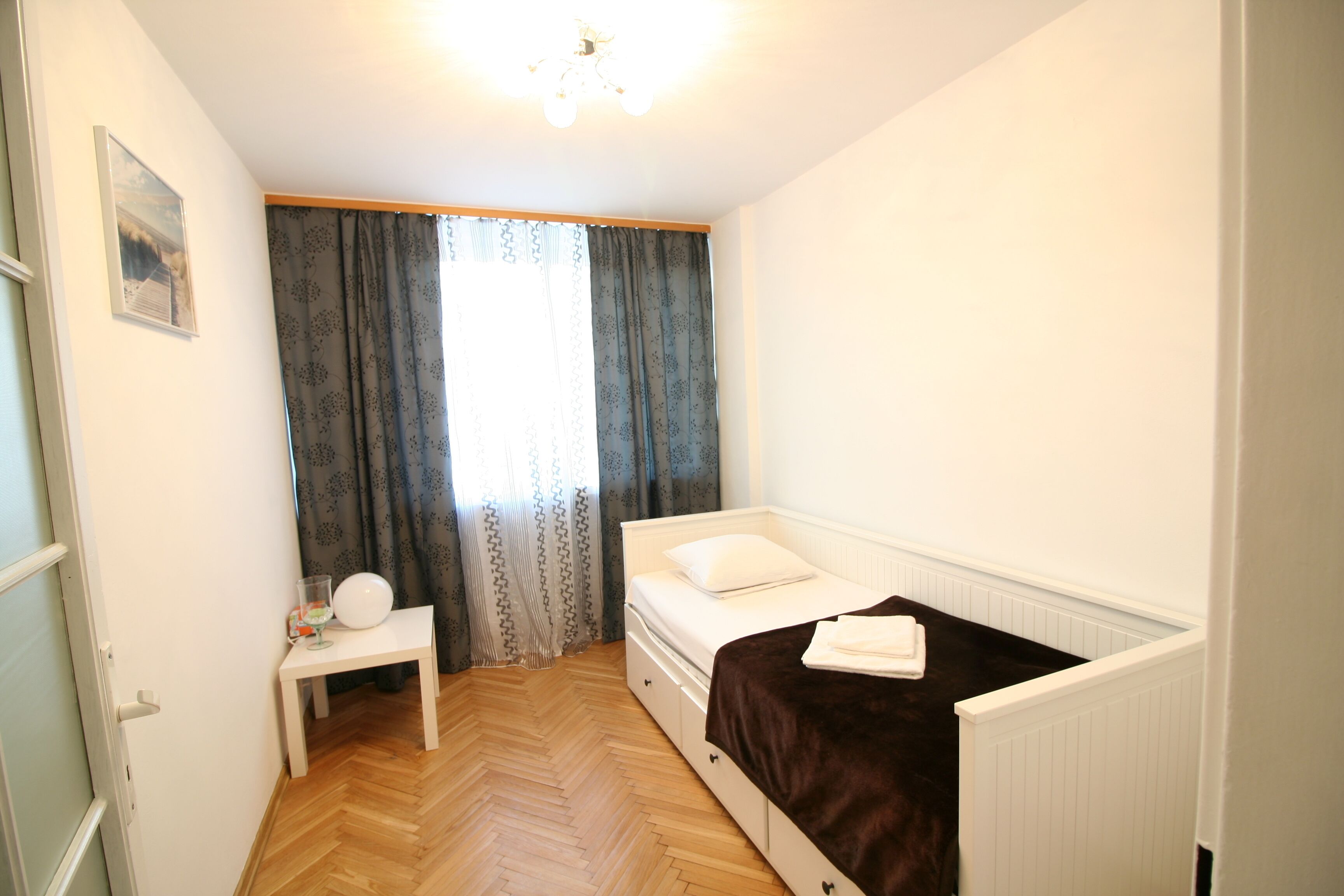 Classic Apartment | 2 bedrooms, iron/ironing board, free WiFi, bed sheets