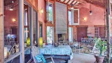 Restauration extérieure