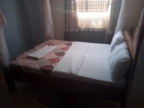 Standard Room | Desk, blackout drapes, free WiFi, bed sheets - Jamliz Hotel (Mwingi)