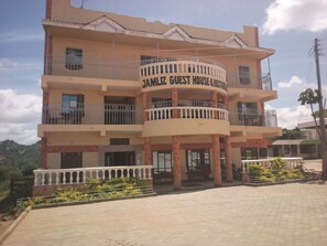 Front of property - Jamliz Hotel (Mwingi)