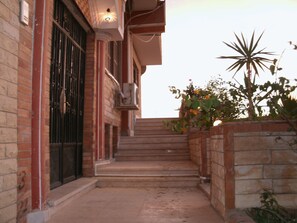 Property grounds - Small Egyptian oasis for rest and reflection, between Sea & desert (max 3 people) (Hurghada)