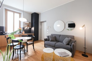 Apartment, 2 Bedrooms | Living area - Cà Bèla - Vitruvio (Milan)