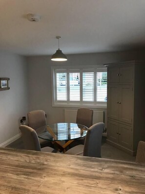 獨棟房屋 (1 Bedroom) | 房內用餐區