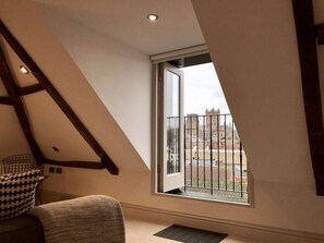 Apartment (1 Bedroom) | 1 bedroom, iron/ironing board, WiFi, bed sheets - Stylish Wells Penthouse With Cathedral Views (Wells)