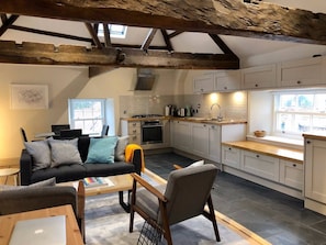 Living room - Stylish Wells Penthouse With Cathedral Views (Wells)