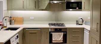 The Cottage, Lower St, West Chinnock