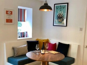 คอทเทจ (1 Bedroom) | ครัวส่วนตัว | ตู้เย็น, ไมโครเวฟ, เตาอบ, เตาประกอบอาหาร