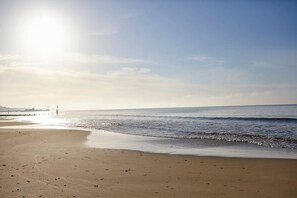 Beach - Chic Top Floor Apartment in the Heart of Westbourne Arcade (Bournemouth)