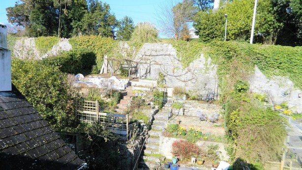 Property grounds - Period Charm With Stunning Views (Newton Abbot)