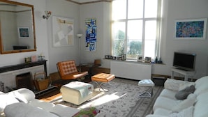 House (3 Bedrooms) | Living room - Period Charm With Stunning Views (Newton Abbot)