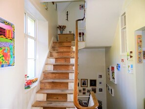 Interior - Period Charm With Stunning Views (Newton Abbot)