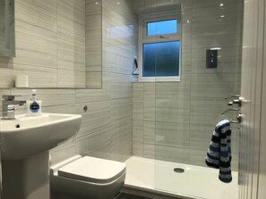 Hus (2 Bedrooms) | Badrum