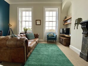 Apartment, 2 Bedrooms | Living room | Flat-screen TV