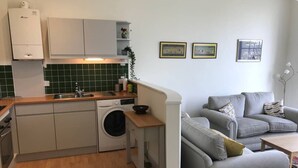 Apartment (2 Bedrooms) | 2 bedrooms, iron/ironing board, WiFi, bed sheets - Luxury City Centre Apartment Exeter (Exeter)