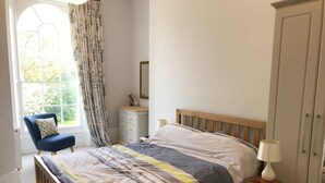 Apartment (2 Bedrooms) | 2 bedrooms, iron/ironing board, WiFi, bed sheets - Luxury City Centre Apartment Exeter (Exeter)