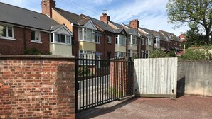 Property grounds - Luxury City Centre Apartment Exeter (Exeter)